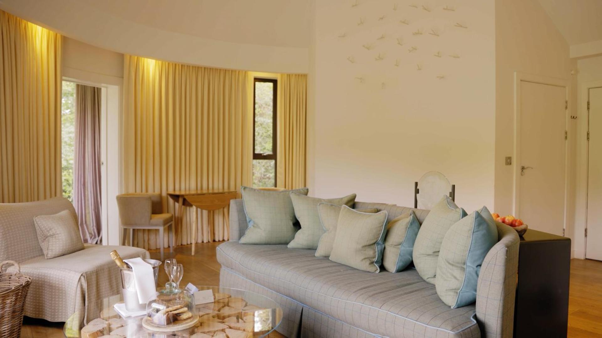 Chewton Glen Hotel - An Iconic Luxury Hotel Ню Милтън Екстериор снимка