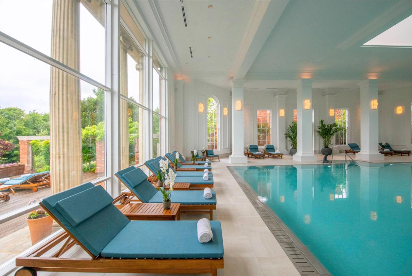 Chewton Glen Hotel - An Iconic Luxury Hotel Ню Милтън Екстериор снимка