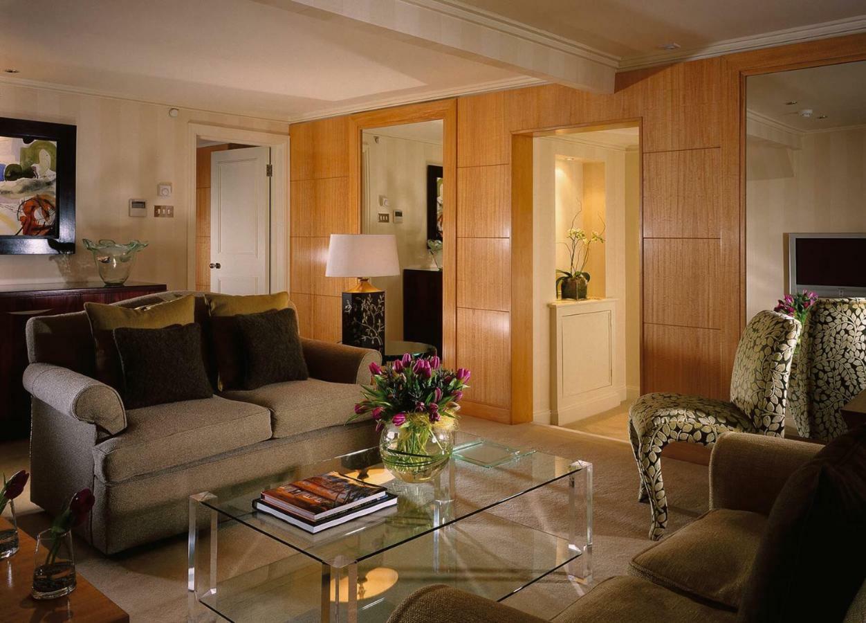 Chewton Glen Hotel - An Iconic Luxury Hotel Ню Милтън Екстериор снимка